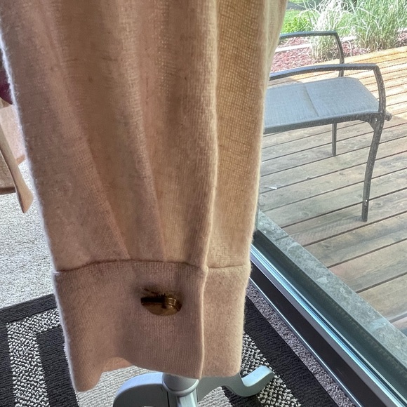 Ruched shirt - Picture 6 of 9